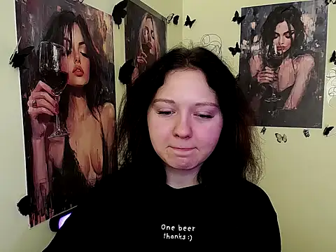 LadyAlice  online show from September 16, 6:21 am