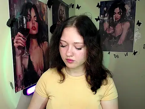 LadyAlice  online show from September 29, 6:07 am