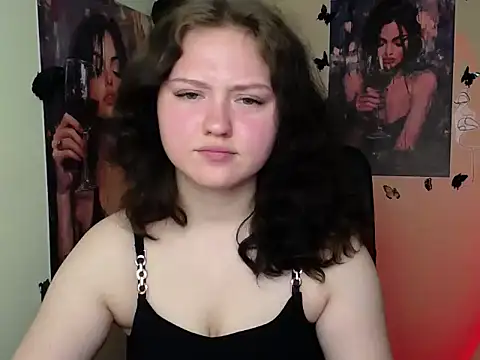 LadyAlice  online show from May 16, 6:38 am