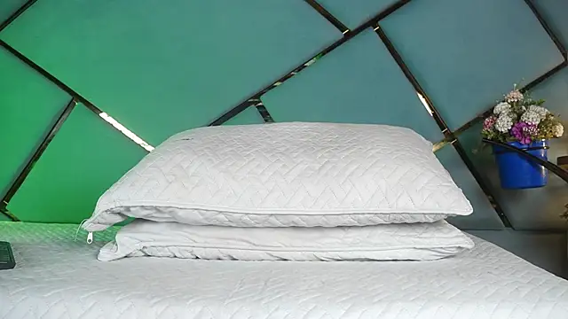 marcela rojas online show from March 4, 11:39 am