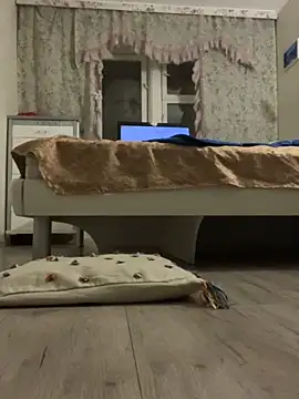 missevacrystal online show from April 11, 6:11 pm