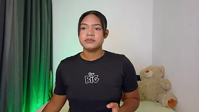 Snapshot of nudesketch1 chatting on September 14, 4:38 pm nudesketch1 online show from September 14, 4:38 pm