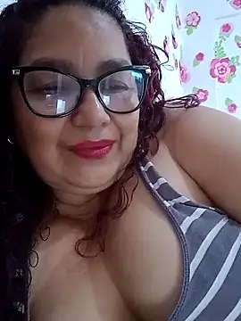 ladytropical1 online show from September 26, 5:32 pm