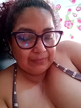 ladytropical1 online show from February 11, 8:43 pm