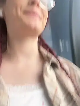 raen001 online show from April 15, 8:59 am