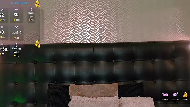 Sharonevanss  online show from September 30, 8:35 pm