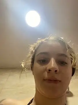 karla-thomsom10 online show from December 16, 10:26 pm