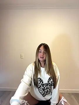 Zara Ross online show from November 6, 3:34 am