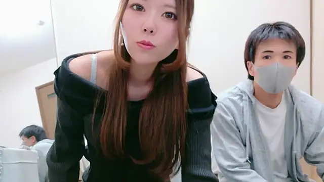 Reto-sama online show from March 1, 2:39 pm