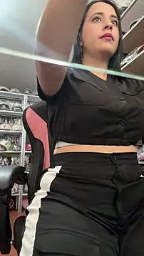 GiaDuque online show from May 14, 1:17 pm