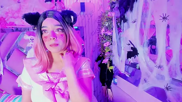 Akane Hikari  online show from November 6, 7:03 am