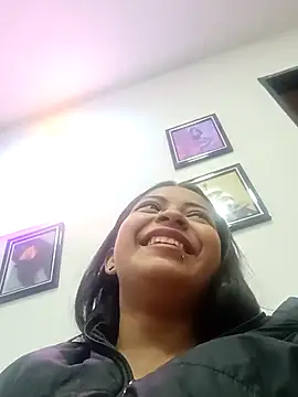 Snapshot of LilyCutee_ chatting on October 21, 2:10 pm LilyCutee online show from October 21, 2:10 pm