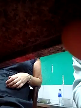 alex-golden online show from April 23, 11:18 pm