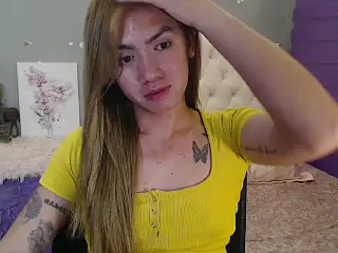 urGoddessChloexxx online show from June 6, 7:42 pm