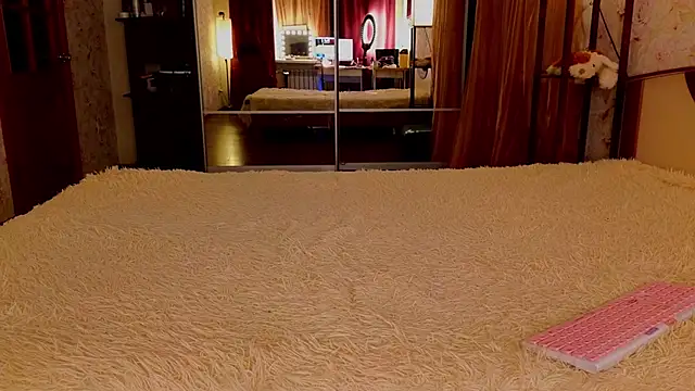 Jenny Skinner20 online show from December 14, 8:14 pm