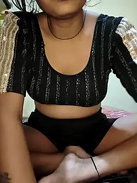 RAYI Queen 2 online show from February 6, 8:12 pm