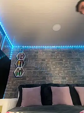 Melissa coll online show from February 10, 4:26 am