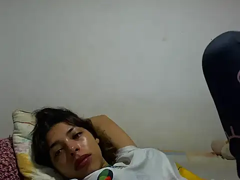 Snapshot of MeganAndMax@xh chatting on October 19, 4:58 am MeganAndMaxxh online show from October 19, 4:58 am