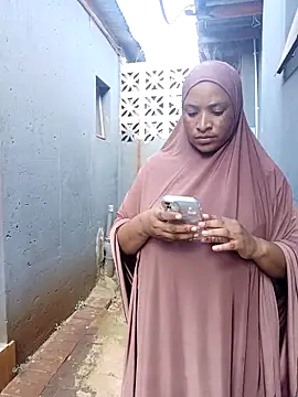 Sweetbxxx24 online show from April 6, 11:00 am