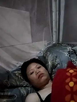 LinhNa999 online show from March 13, 1:56 pm