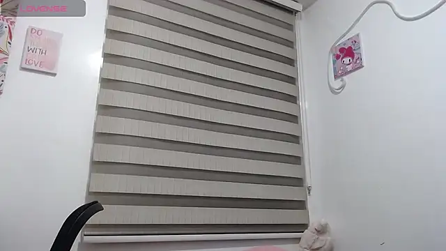 Snapshot of samanta-rosee chatting on September 10, 8:25 am samanta-rosee online show from September 10, 8:25 am