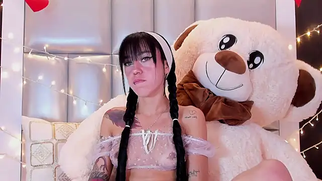 athziry g online show from February 16, 4:40 pm