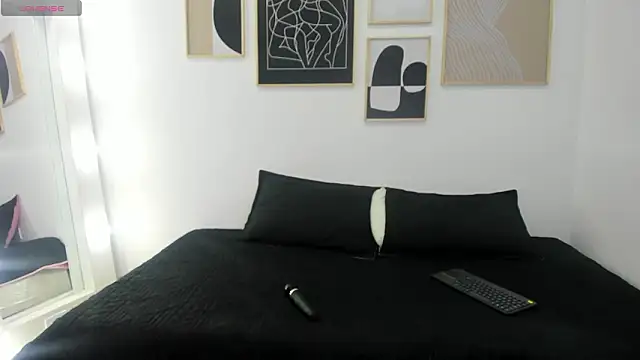 lycoris 19 online show from March 5, 9:10 pm