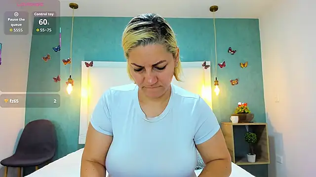 Heidy milf online show from October 17, 8:34 pm