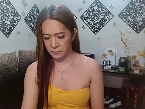 Snapshot of TheMISTRESSx69 chatting on October 15, 7:49 pm TheMISTRESSx69 online show from October 15, 7:49 pm