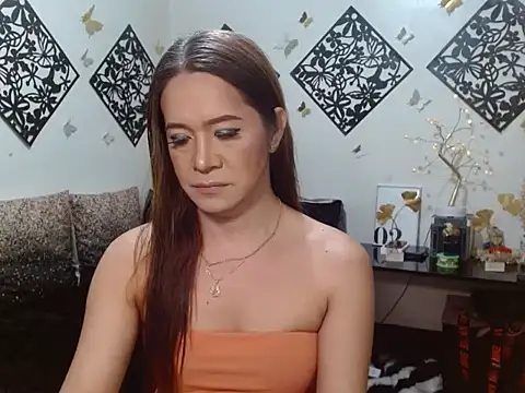 Snapshot of TheMISTRESSx69 chatting on October 20, 2:25 am TheMISTRESSx69 online show from October 20, 2:25 am