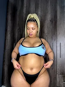 Snapshot of Thick_Ass_Barbiie chatting on October 5, 4:45 pm Thick Ass Barbiie online show from October 5, 4:45 pm