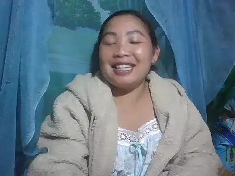 PhamPhung online show from September 25, 1:10 pm