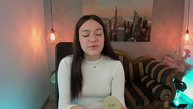 Dali collin online show from March 13, 1:23 pm