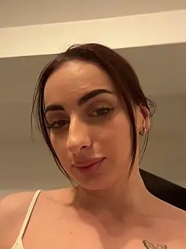 AuraPure online show from December 19, 4:48 am