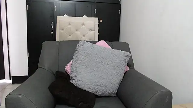 Taliana21 online show from April 20, 8:01 pm