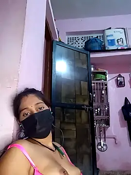 Snapshot of 3USHA chatting on October 9, 6:23 pm 3USHA online show from October 9, 6:23 pm