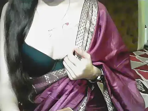 elize   online show from December 21, 7:45 am