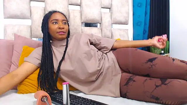 AmbarSmit online show from February 11, 1:53 am