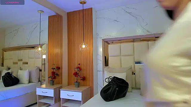 julieta rosee online show from March 11, 10:12 pm