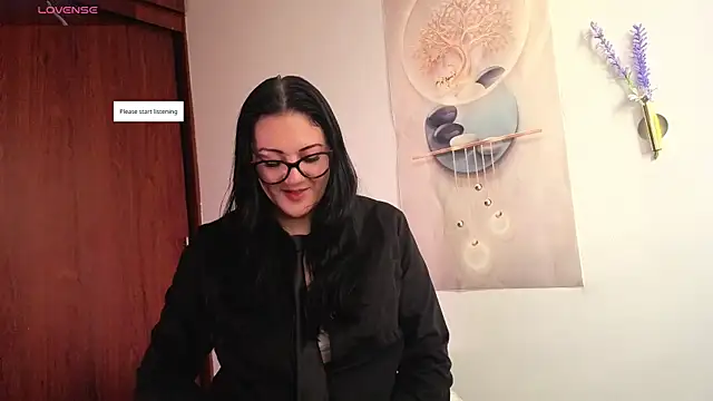 karla valk1 online show from August 5, 10:38 pm