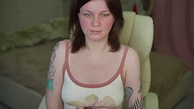 TinaMelt online show from December 13, 8:04 pm