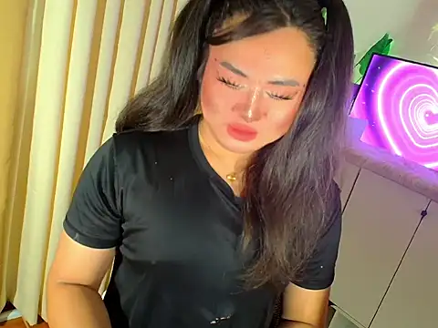 ursexy ceciliaxx online show from May 16, 12:04 pm