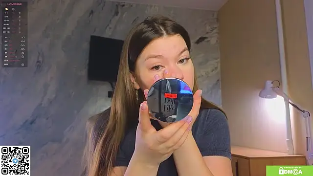 miss bubbles  online show from February 22, 12:55 am