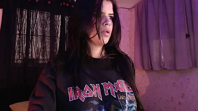 9Sophie Rosse online show from August 6, 3:08 pm