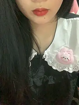 Linhtruong  online show from November 6, 4:40 am