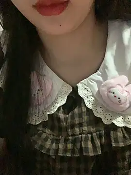 Linhtruong  online show from December 5, 5:07 am