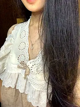 Nhinhi18 online show from May 28, 3:21 pm