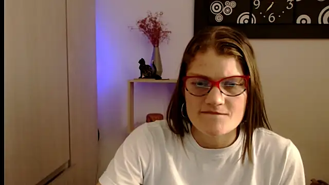 Camila-ventura online show from February 18, 7:35 pm