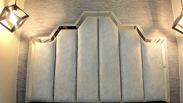 Zafiro claire online show from April 9, 6:35 pm