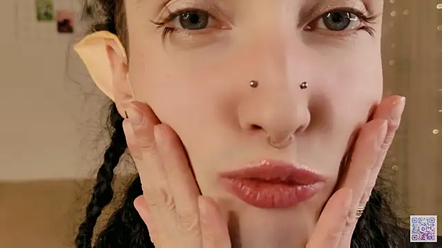 Queen of tease online show from February 16, 9:47 pm